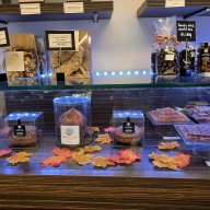 Chocolaterie_pâtisserie_confiserie_Jerôme_Pinel_vitrine_3